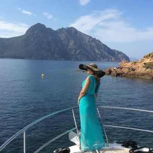 Meet your Posher, Aicha